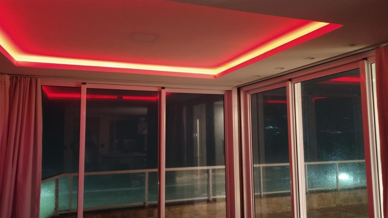 Apartamento De Cobertura Frente Para O Mar Ітапема Екстер'єр фото