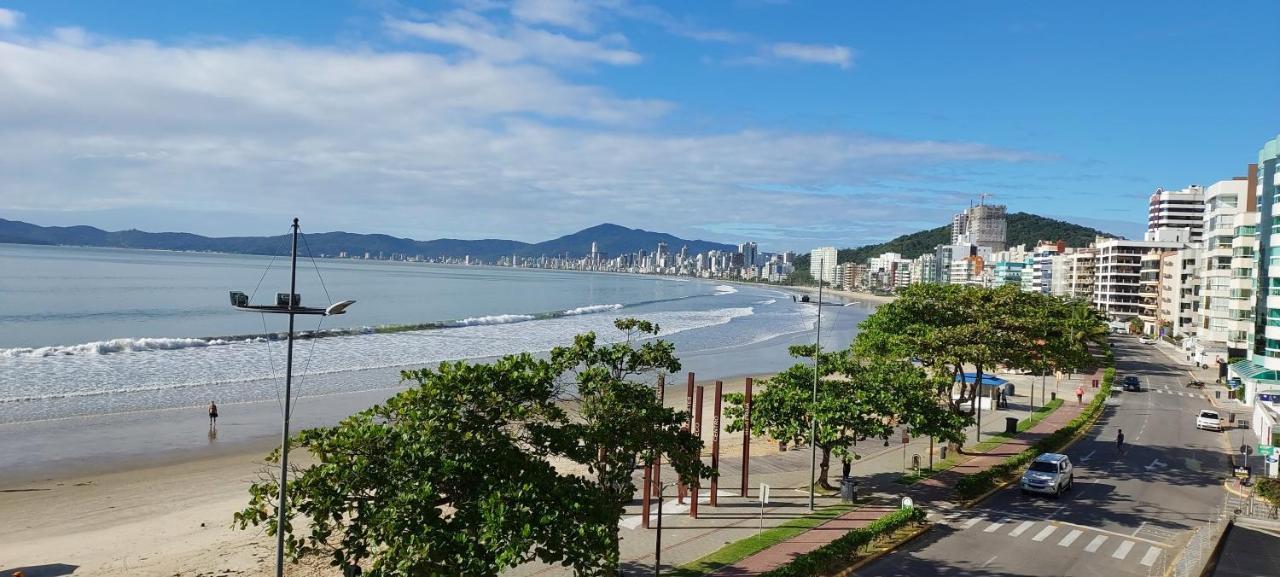 Apartamento De Cobertura Frente Para O Mar Ітапема Екстер'єр фото